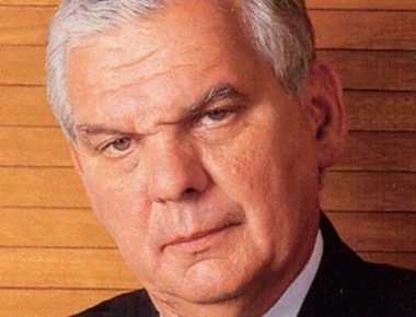 Folli Follie: Μετά τον Τζώρτζη, ψεύτικο και το πτυχίο του Δημήτρη Κουτσολιούτσου